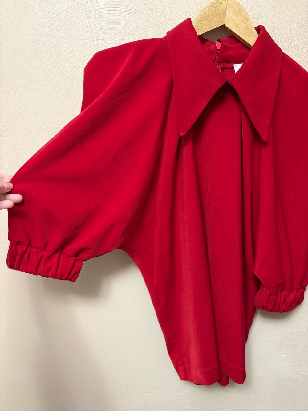 Julia Allert Designer Red Blouse Size Small - Picture 9 of 15